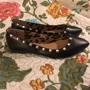 Christian Siriano Flats